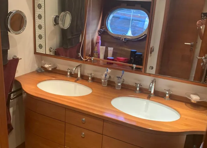 Philoria 3* אגדה