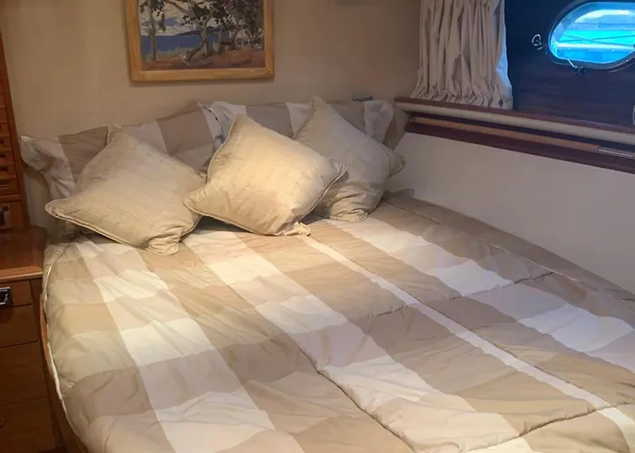 לינה וארוחת בוקר Philoria 3*